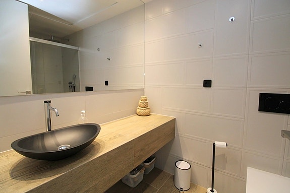 Penthouse med takterrasse og jacuzzi - Turistlisens og gangavstand til alt