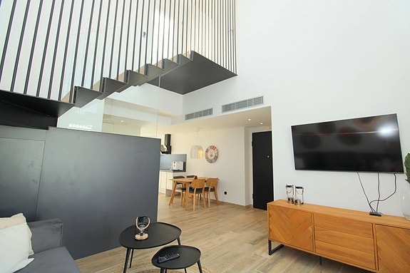 Penthouse med takterrasse og jacuzzi - Turistlisens og gangavstand til alt