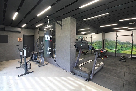 Penthouse med takterrasse og jacuzzi - Turistlisens og gangavstand til alt