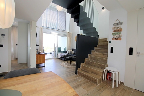 Penthouse med takterrasse og jacuzzi - Turistlisens og gangavstand til alt