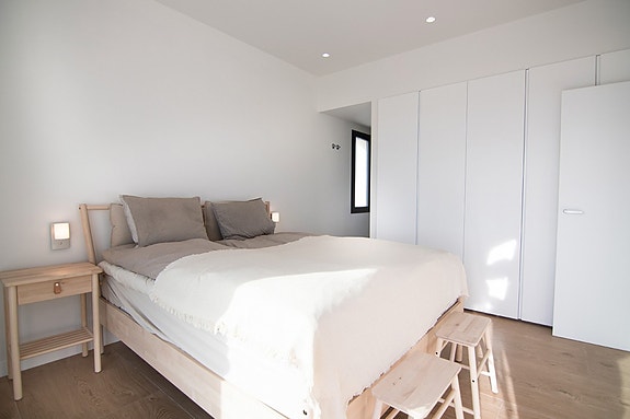 NØKKELFERDIG! Villa med fantastisk uteområde med privat basseng og utekjøkken | Høye kvaliteter | 3 soverom og 2 bad