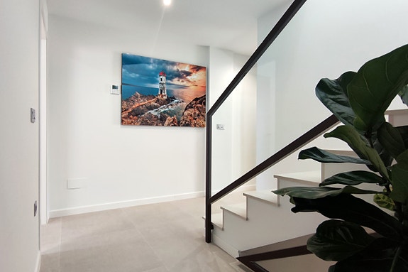 Rekkehus med takterrasse og basseng | 3 Soverom og 3 bad | Parkering | Møbelpakke