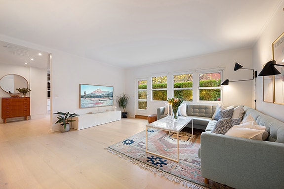 Velkommen til Bestumveien 86T, presentert av Emma Uhrberg ved EIE eiendomsmegling! Foto: Arne N. Schram.