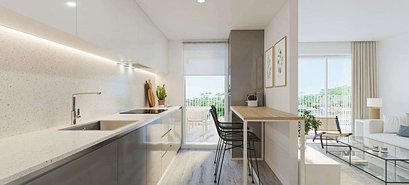 Ny Penthouse med 4 soverom - Kun 5 minutter fra stranden, havnen og sentrum