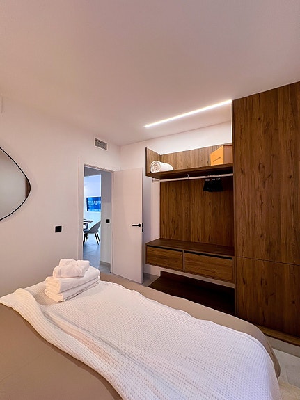 Penthouse med 3 soverom | Oppgradert | Takterrasse | Stort utleiepotensiale