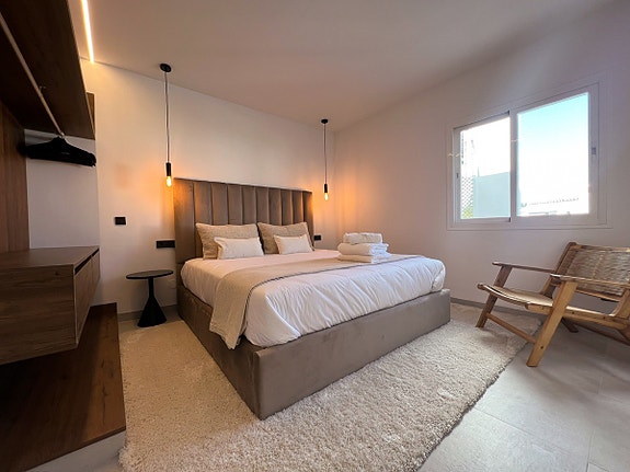 Penthouse med 3 soverom | Oppgradert | Takterrasse | Stort utleiepotensiale