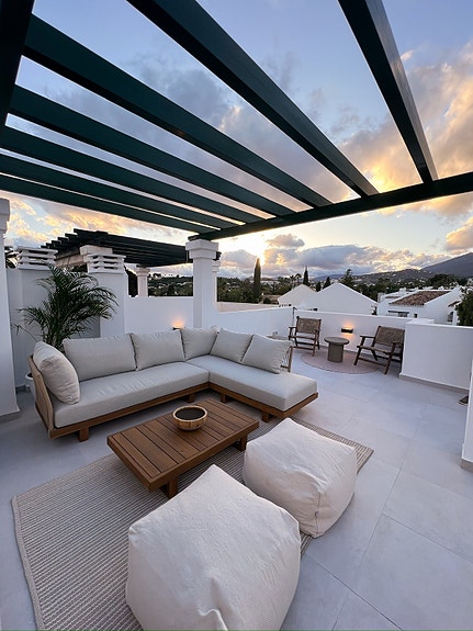 Penthouse med 3 soverom | Oppgradert | Takterrasse | Stort utleiepotensiale