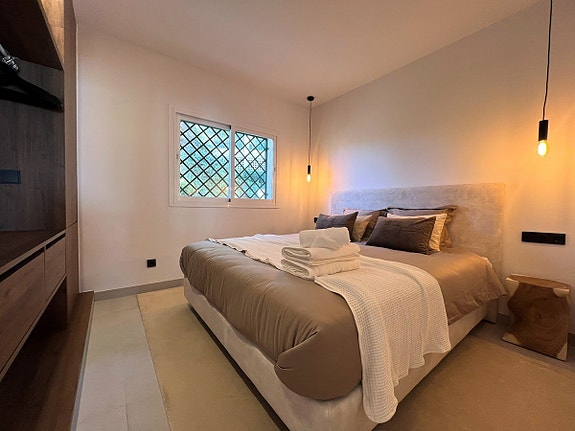 Penthouse med 3 soverom | Oppgradert | Takterrasse | Stort utleiepotensiale