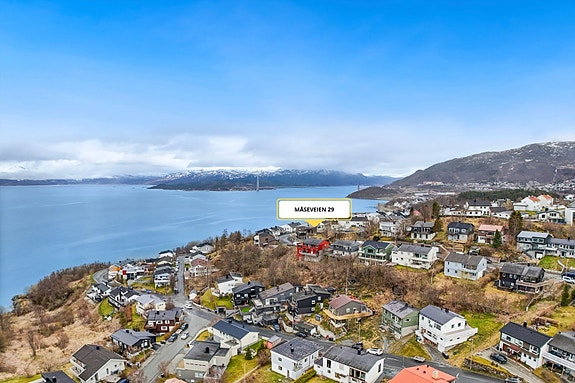 Ta kontakt med megler for å avtale visning