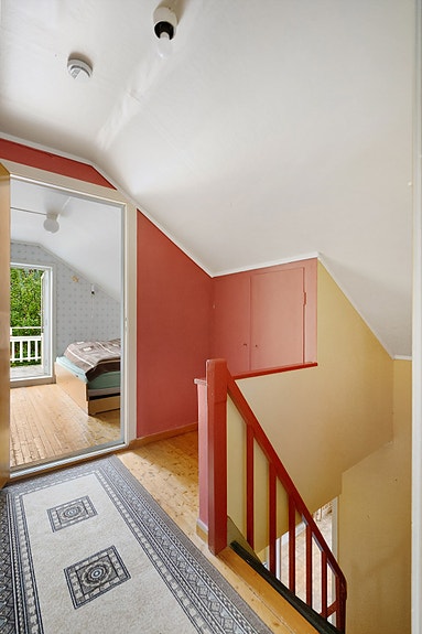 Trivelig gang i andre etasje med adkomst til soverommene