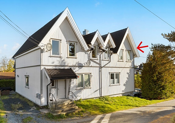 Andreas Halvorsen v/Aktiv Fredrikstad presenterer Torpebergveien 12C. Fotograf: FOTOetcetera