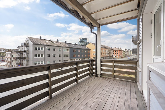 Balkong med utgang fra stuen