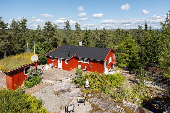 Aktiv Eiendomsmegling v/Kenneth Sverre har gleden av å presentere Nordre Korsveien 26! Foto: Svein Michaelsen