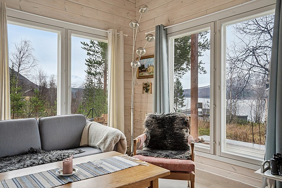 EiendomsMegler 1 v/Maja presenterer Arne Vårheims vei 7! Foto: EFKT