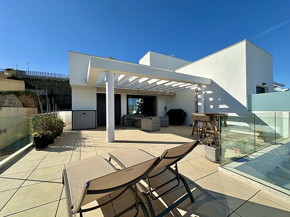 Eksklusiv penthouse med panoramautsikt - Fellesområde med spa, trening, lekeplass og paddle baner - 3 soverom og 2 bad