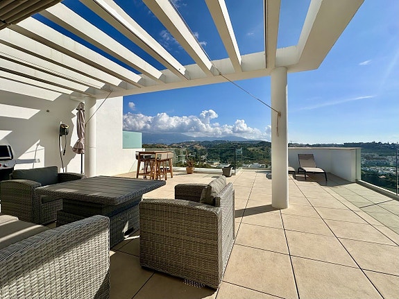 Eksklusiv penthouse med panoramautsikt - Fellesområde med spa, trening, lekeplass og paddle baner - 3 soverom og 2 bad