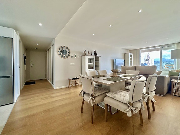 Eksklusiv penthouse med panoramautsikt - Fellesområde med spa, trening, lekeplass og paddle baner - 3 soverom og 2 bad