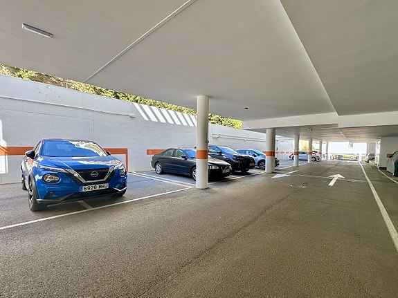 Eksklusiv penthouse med panoramautsikt - Fellesområde med spa, trening, lekeplass og paddle baner - 3 soverom og 2 bad