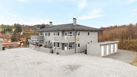 Velkommen til Steinhaugvegen 38A, presentert av Sindre Mehus v/Privatmegleren