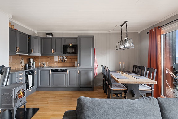 Velkommen til Fageråsen 951 B - Meget pen 4-roms leilighet med super beliggenhet