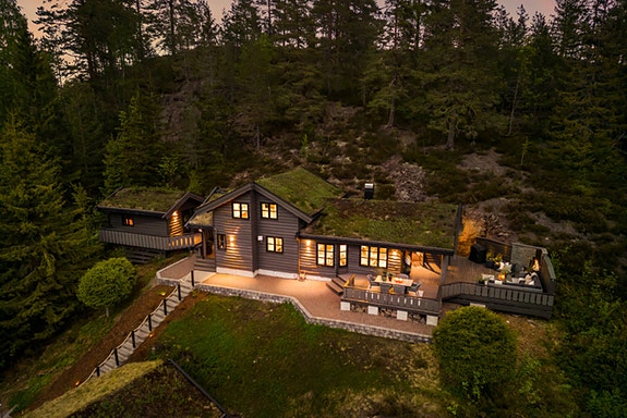 Velkommen til Alpinveien 205 og denne flotte familiehytta.