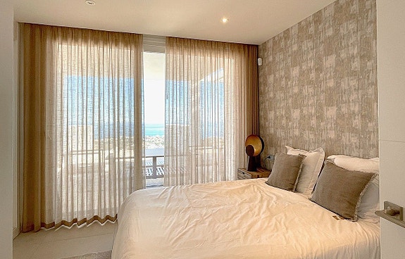 PENTHOUSE | Privat jacuzzi | 106m2 terrasse | 3 soverom, 2 bad. Treningsfasiliteter