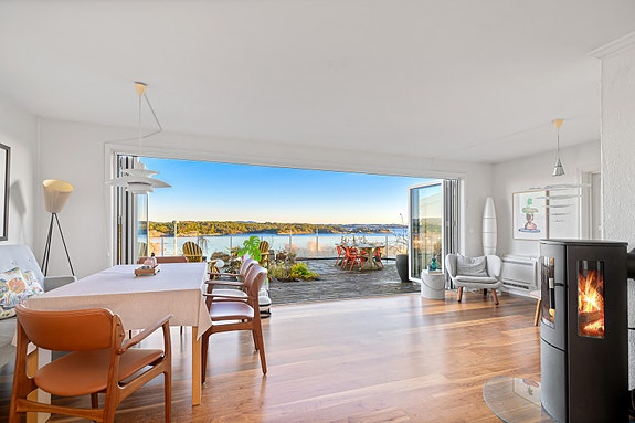 Velkommen til Andøysløyfen 19! Boligen er presentert av Andre Sandvik v/Aktiv eiendomsmegling avd. Kristiansand. Foto: Ivars Upe