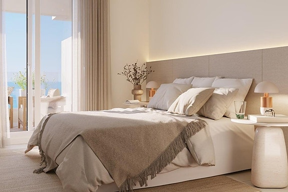 Penthouse med 2 soverom og 2 bad | Fellesområde med gym og basseng | Heis og parkering i garasje