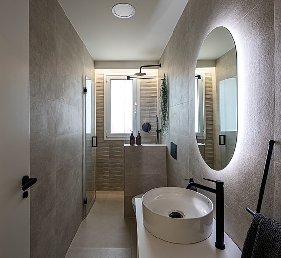 Luksuriøs leilighet med 3 soverom | Kun 400 m til nydelig strand | Uteplass på 72 m2 | Fantastiske fellesområder