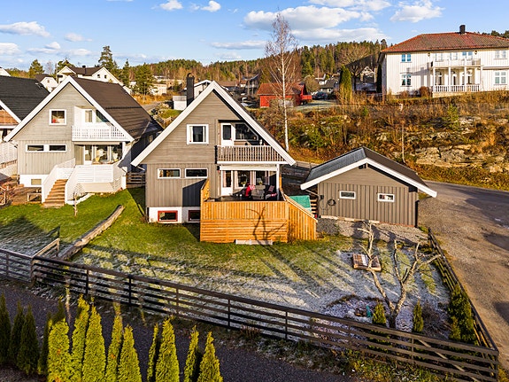 Velkommen til Gaupeveien 7. Foto: Noah Spange