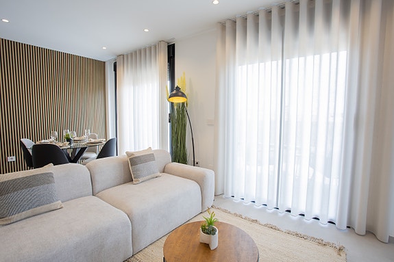 Toppmoderne innholdsrik leilighet med sentral beliggenhet - 3 soverom og 2 bad