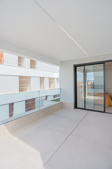 Toppmoderne innholdsrik leilighet med sentral beliggenhet - 3 soverom og 2 bad