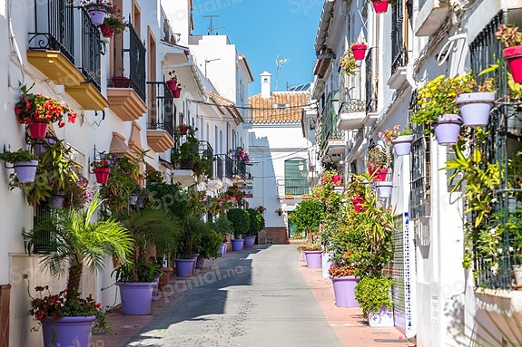 Ny premium-bolig i Nueva Andalucía | Privat eierskap med mulighet for høy utleieinntekt