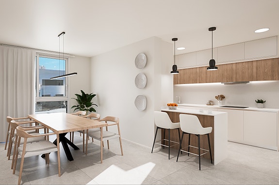 Nybygg! Rekkehus kun få meter fra Middelhavet | 3 soverom og 2 bad | Privat takterrasse og romslig uteområde