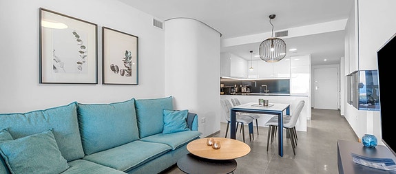 REDUSERT PRIS! Moderne leilighet med 3 soverom, møblert og med stor takterrasse - Topp utsikt i Gran Alacant