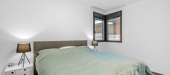 REDUSERT PRIS! Moderne leilighet med 3 soverom, møblert og med stor takterrasse - Topp utsikt i Gran Alacant