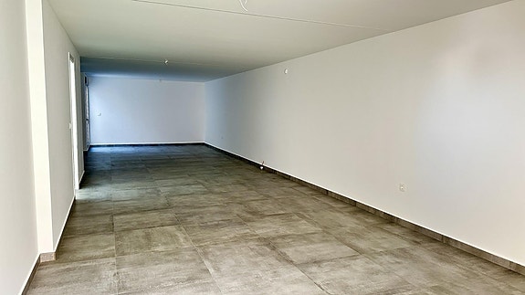 Moderne villa ved La Finca Golf - 4 soverom, stor kjeller og privat basseng