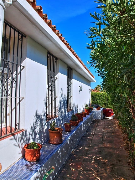 Frontline golf villa med privat basseng og separat leilighet - Utsikt mot sjø og fjell