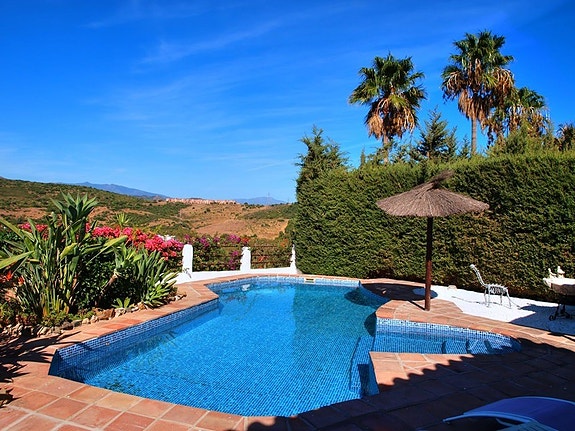 Frontline golf villa med privat basseng og separat leilighet - Utsikt mot sjø og fjell