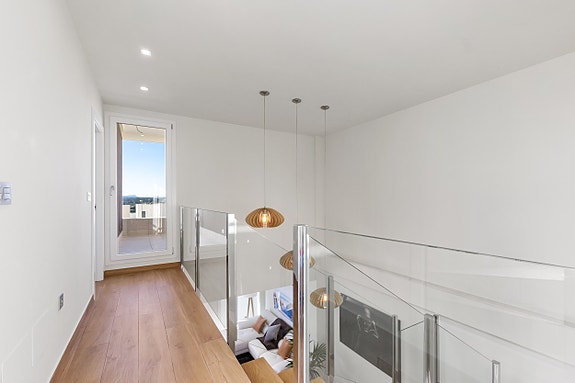 Nøkkelferdig | Visningsbolig | 3 soverom og 4 bad | Privat basseng