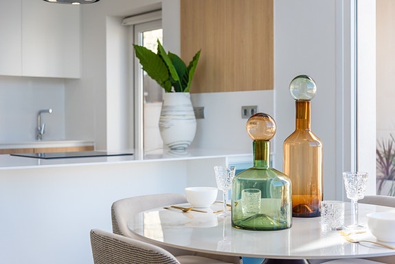 Luksuriøs sørvendt villa med 3 soverom og 3 bad | Privat basseng | Takterrasse med utsikt