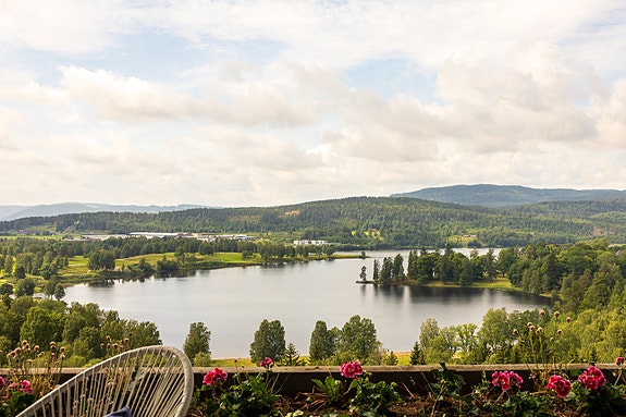 Olaf Bulls vei 74 presenteres av Daglig leder Tommy Stensrud ved Boa Eiendomsmegling.
