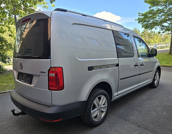 Volkswagen Caddy Maxi 4 of 22