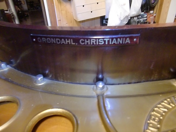 Product image 2 of 10