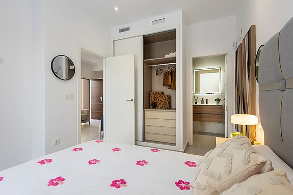 Nye eneboliger på ett plan med stor takterrasse og privat basseng - Vistabella Golf