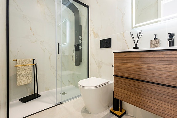 Tidsriktige boliger med stor takterrasse og privat basseng - Vistabella Golf