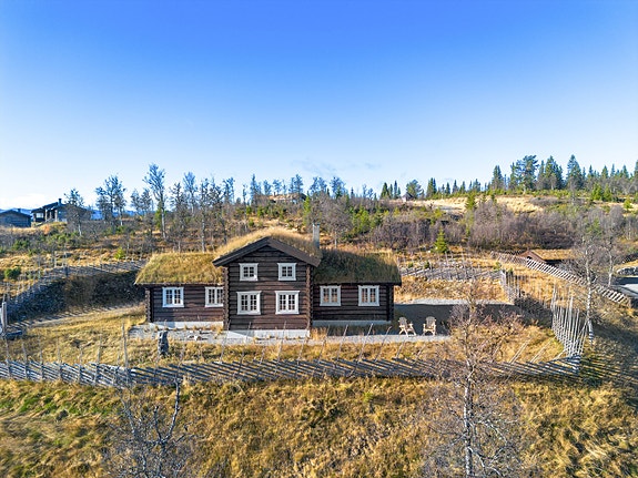 Velkommen til Ulvhildvegen 107, en fritidseiendom presentert av EiendomsMegler 1 Fjellmegleren!