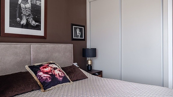 Havutsikt! Penthouse med stor takterrasse og panoramautsikt | Flotte fellesområder | Kun 500 m fra havet |