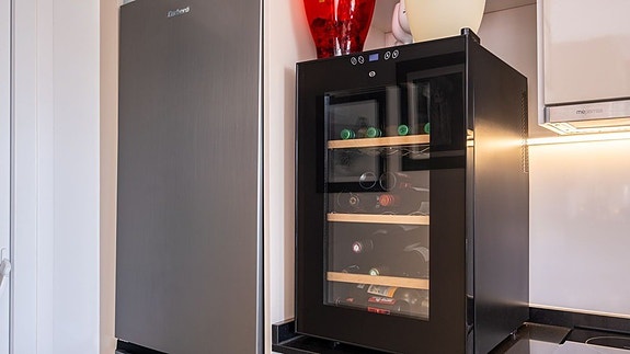 Havutsikt! Penthouse med stor takterrasse og panoramautsikt | Flotte fellesområder | Kun 500 m fra havet |