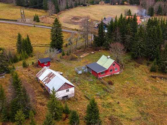 Velkommen til Løvhaugvegen 280, presentert av Elias Kaulum v/ Privatmegleren!